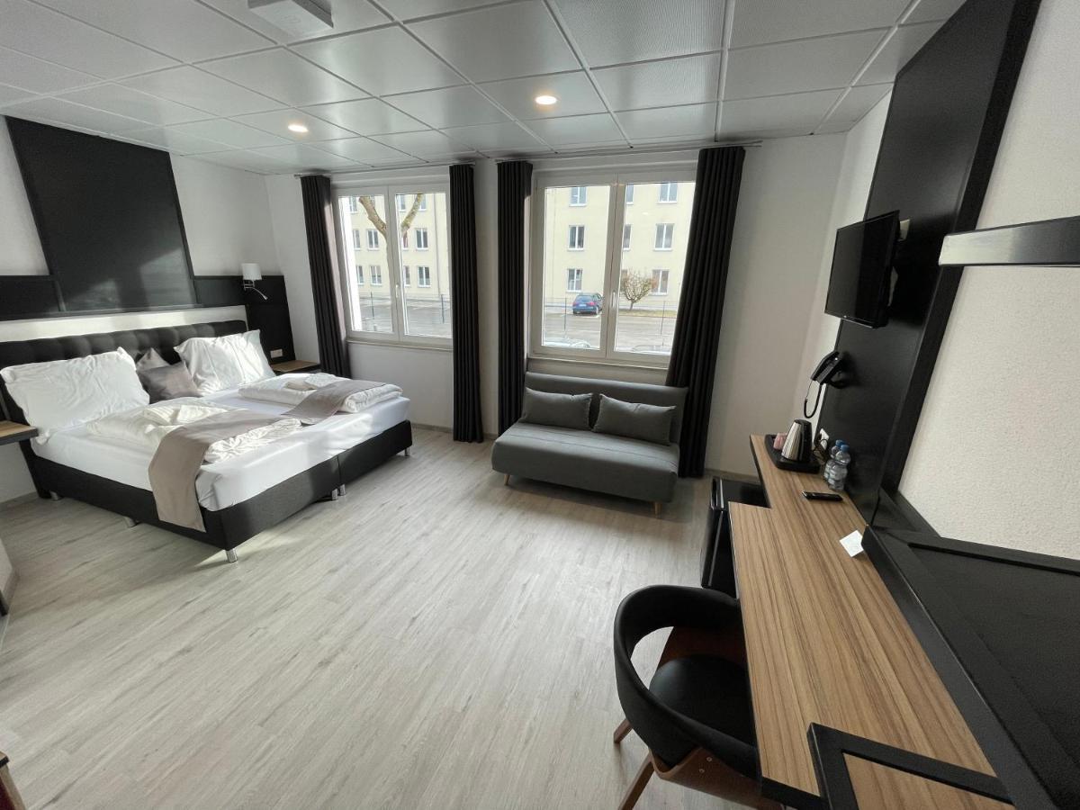Yebs Hotel กุนซ์บวร์ก ภายนอก รูปภาพ